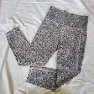 Athleta Salutation Stash Legging Tight  Size Small